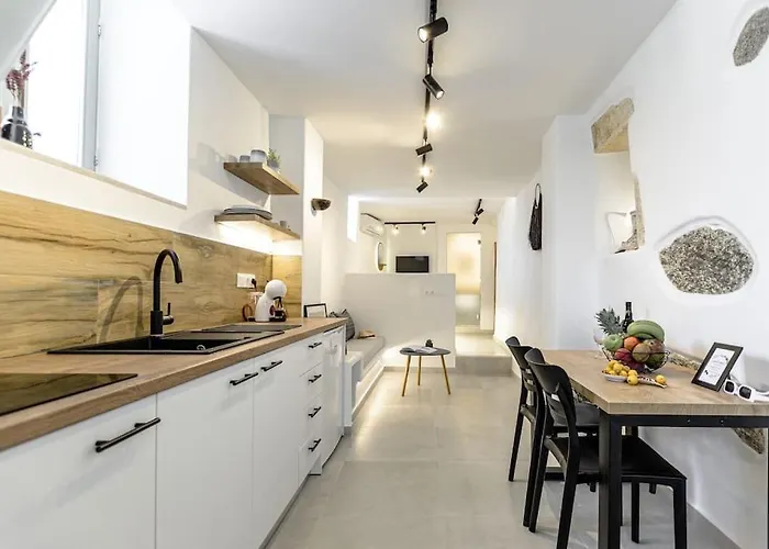 Lejlighed Smaragdi Boutique Ii Old Town Naxos *