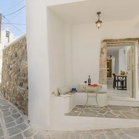 Smaragdi Boutique Ii Old Town Naxos Apartmán *