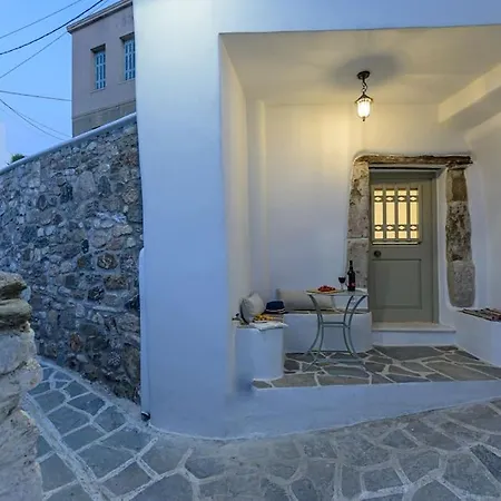 Smaragdi Boutique Ii Old Town Naxos Apartmán